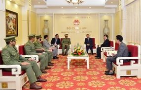 Bộ trưởng Tô Lâm tiếp Đoàn đại biểu cấp cao Lực lượng Vệ binh Quốc gia Kuwait