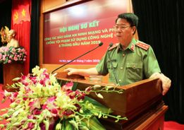 Chủ động phát hiện, đấu tranh ngăn chặn kịp thời âm mưu, hoạt động chống phá của các thế lực thù địch trên không gian mạng