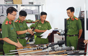 Triển khai thi hành Luật Quản lý, sử dụng vũ khí, vật liệu nổ và công cụ hỗ trợ