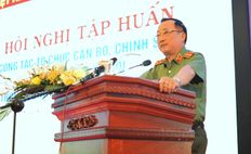 Tập huấn công tác tổ chức cán bộ, chính sách và bảo hiểm xã hội trong   Công an nhân dân