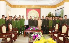 Thứ trưởng Bùi Văn Nam kiểm tra công tác ứng trực, bảo vệ Tết Nguyên đán Kỷ Hợi 2019 tại Công an tỉnh Hà Nam