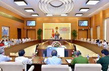 Đoàn giám sát việc thực hiện chính sách, pháp luật về phòng cháy, chữa cháy giai đoạn 2014 - 2018 làm việc với Chính phủ