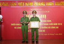 Huy động sức mạnh tổng hợp của cả hệ thống chính trị và toàn dân vào việc thực hiện nhiệm vụ phòng cháy, chữa cháy và cứu nạn, cứu hộ