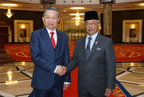 Bộ trưởng Tô Lâm yết kiến Quốc vương Malaysia và hội đàm với Bộ trưởng Bộ Nội vụ