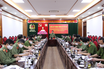 Thứ trưởng Bùi Văn Nam kiểm tra công tác đảm bảo an ninh, trật tự tại Công an tỉnh Sơn La