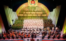 Chương trình nghệ thuật "75 năm vinh quang Công an nhân dân Việt Nam"