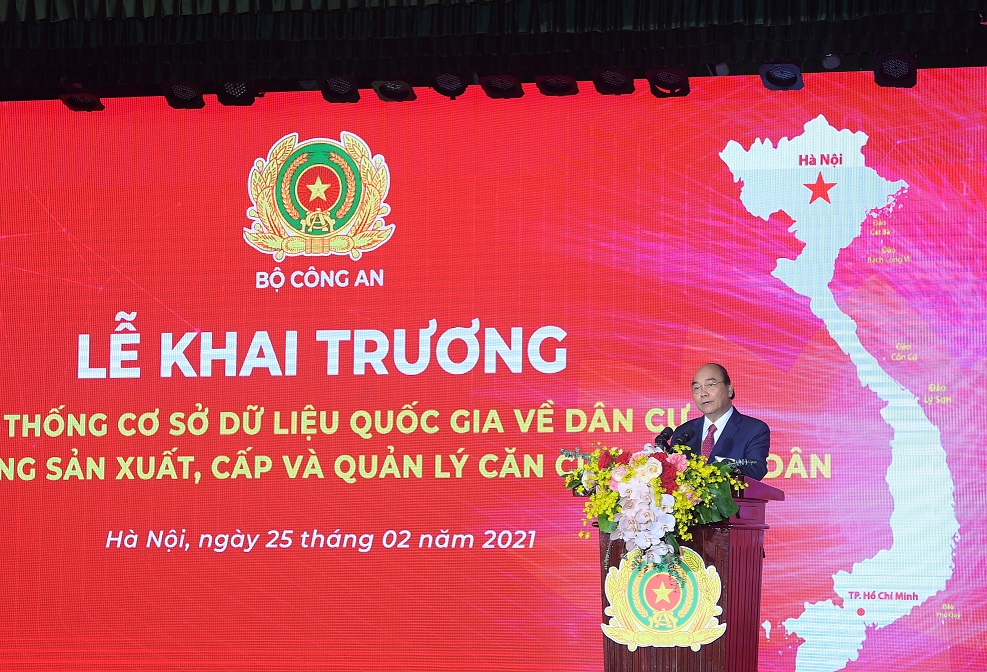 Thủ tướng Nguyễn Xuân Phúc phát biểu tại Lễ khai trương Hệ thống Cơ sở dữ liệu quốc gia về dân cư và Hệ thống Sản xuất, cấp và quản lý căn cước công dân