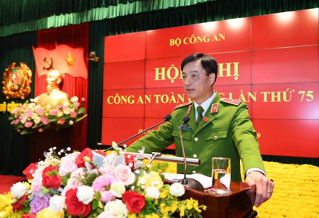 Thứ trưởng Nguyễn Duy Ngọc phát biểu tại Hội nghị.