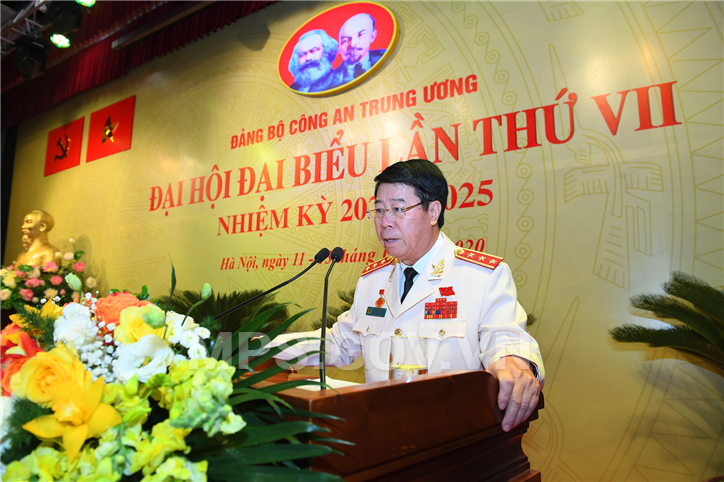 Thượng tướng Bùi Văn Nam thông qua Chương trình, Quy chế làm việc của Đại hội tại phiên trù bị.