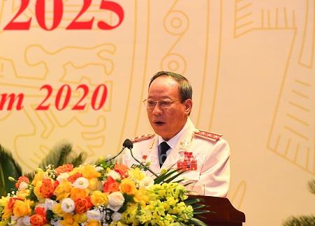 Thượng tướng Lê Quý Vương phổ biến Quy chế bầu cử trong Đảng tại phiên trù bị.