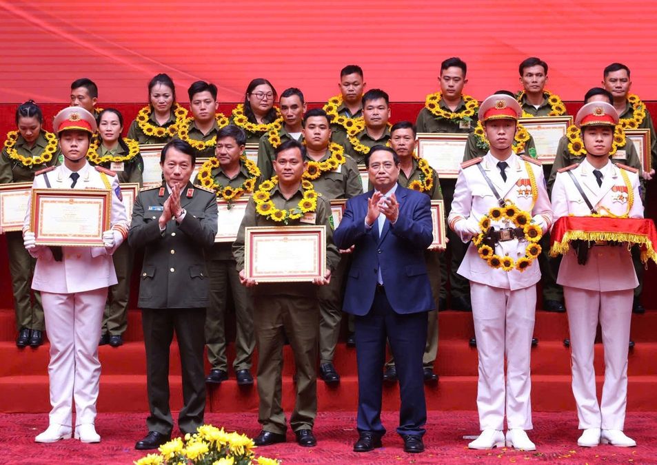 Tổ phó Tổ bảo vệ An ninh trật tự cơ sở tận tuy, trách nhiệm với công việc