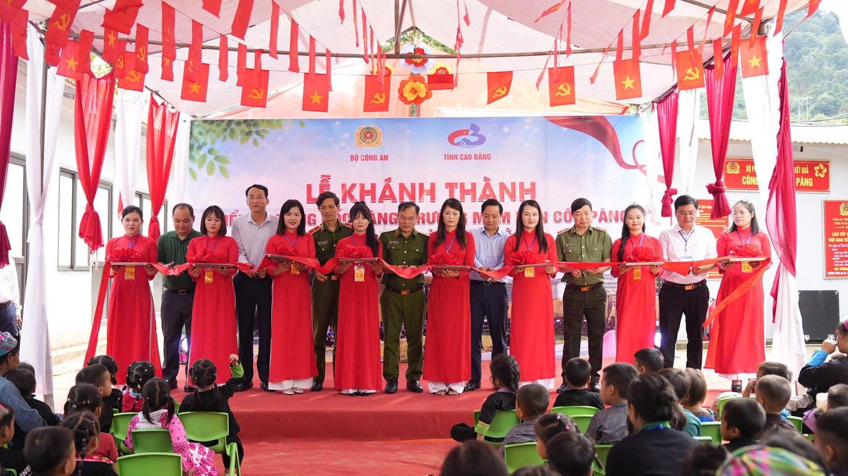 Thứ trưởng Nguyễn Văn Long dự khánh thành và khởi công 02 Điểm trường mầm non tại tỉnh Cao Bằng