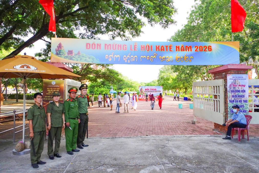 Công an Khánh Hòa đảm bảo an ninh trật tự lễ hội Katê của đồng bào Chăm theo đạo Bàlamôn