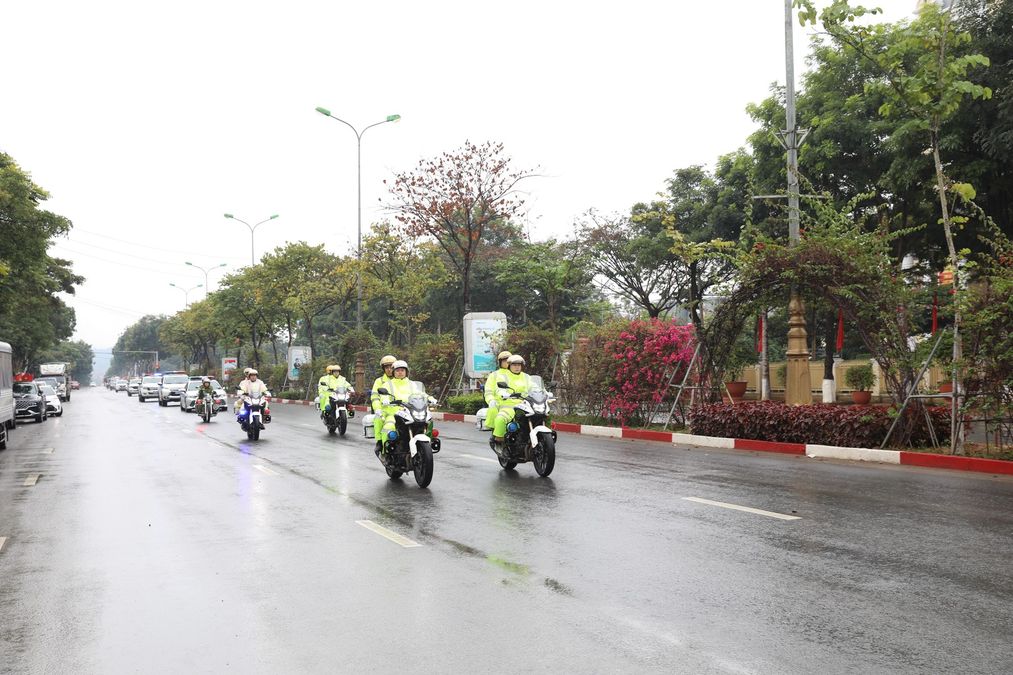 Công an tỉnh Sơn La giữ vững an ninh an toàn từ xa, góp phần vào thành công chung Đại hội lần thứ XIV của Đảng