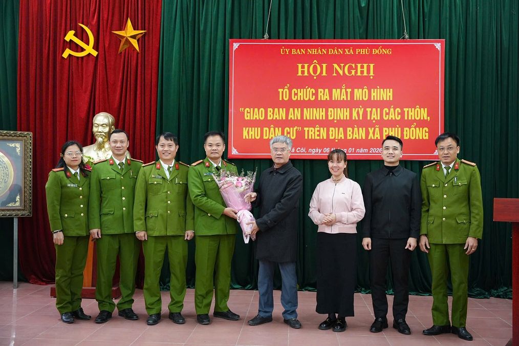 Công an thành phố Hà Nội triển khai hiệu quả mô hình “Rà soát tình hình an ninh, trật tự” ở thôn, tổ dân phố