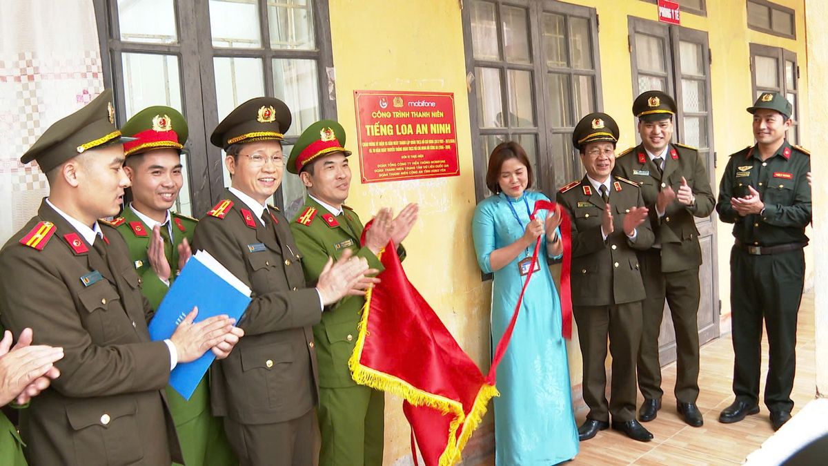 Hưng Yên: Triển khai 2 Công trình thanh niên “Tiếng loa an ninh” và “Máy tính cho em” tại trường Trung học cơ sở Bãi Sậy