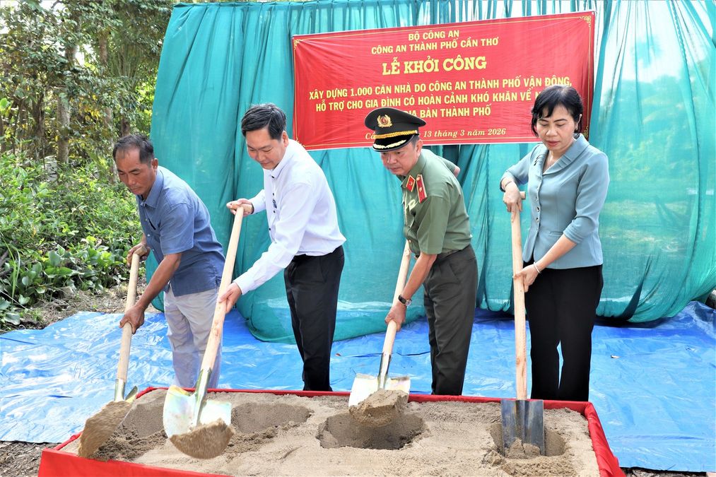 Khởi công xây dựng 1.000 căn nhà do Công an thành phố Cần Thơ vận động, hỗ trợ cho gia đình có hoàn cảnh khó khăn