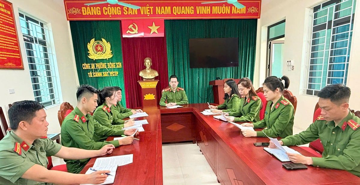 Thanh Hoá: Qua trang Fanpage, Công an phường Đông Sơn giúp người phụ nữ tìm được cha sau hơn 30 năm thất lạc