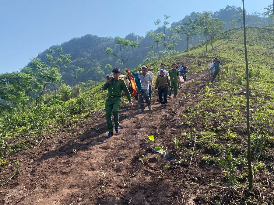 Lực lượng Công an Sơn La luôn có mặt ở những nơi gian khó nhất, sẵn sàng giúp đỡ người dân vượt qua hoạn nạn