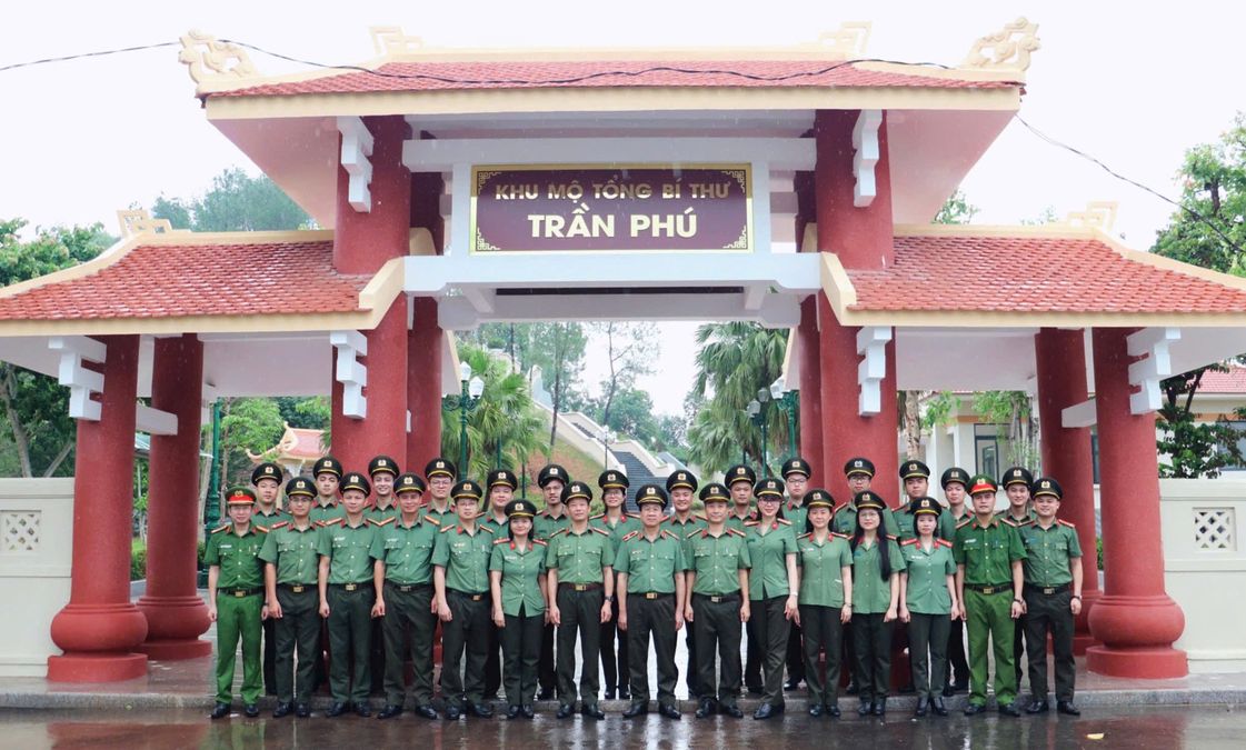 Hành trình về nguồn – Tri ân các gia đình chính sách, thân nhân liệt sĩ