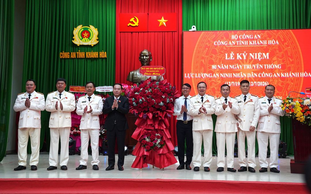 Lực lượng An ninh Khánh Hòa tiếp tục phát huy truyền thống Anh hùng Lực lượng vũ trang nhân dân