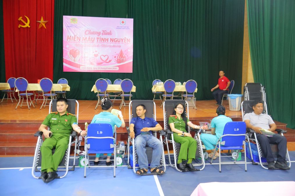 Hà Nội: Công an cơ sở tích cực hưởng ứng phong trào hiến máu tình nguyện vì cộng đồng