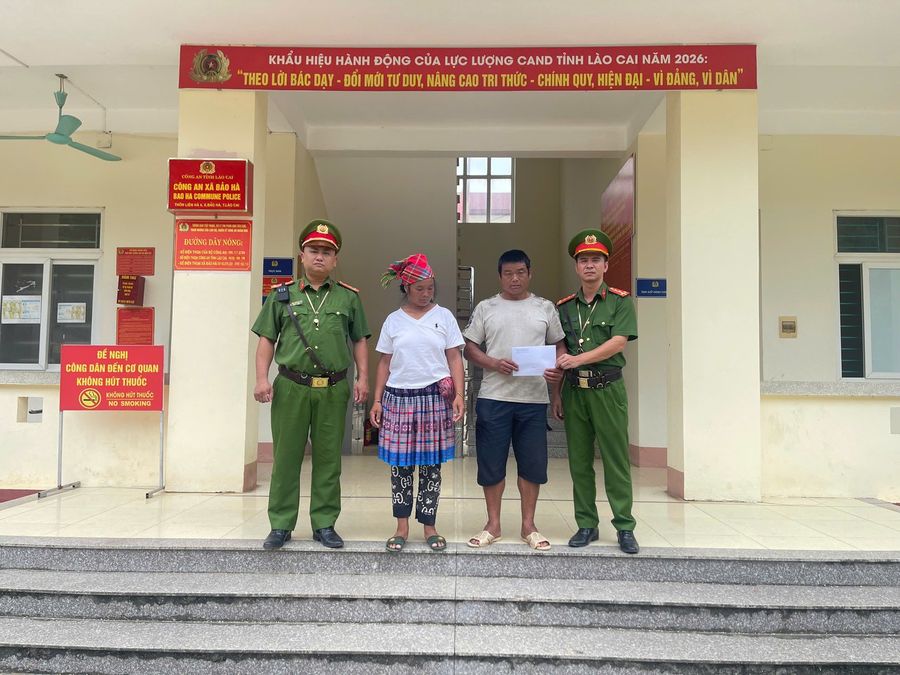 Công an xã Bảo Hà, tỉnh Lào Cai kịp thời hỗ trợ công dân đi lạc trở về với gia đình