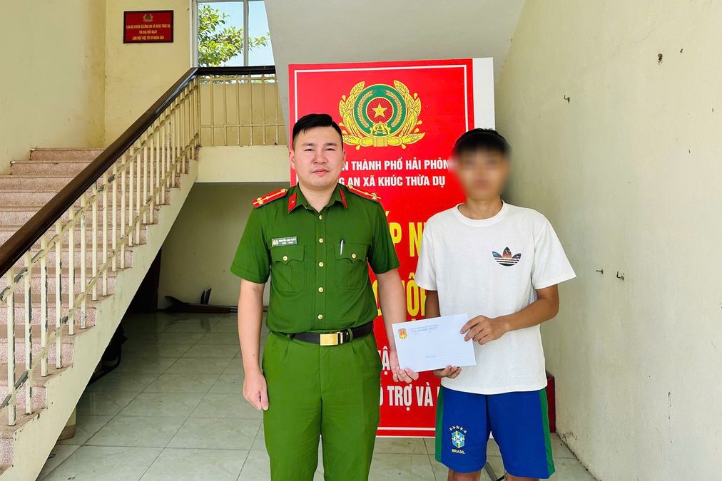 Hải Phòng: Công an xã kịp thời hỗ trợ nam thanh niên bị lừa đảo “việc nhẹ lương cao” trở về gia đình