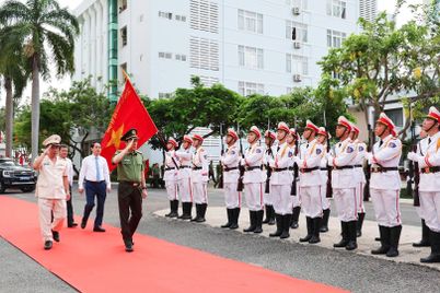 Bộ trưởng Lương Tam Quang dự Hội nghị tổng kết công tác công an năm 2025 tại Khánh Hòa