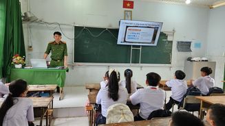 Tây Ninh: Tăng cường tuyên truyền pháp luật trong trường học