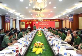 Xây dựng lực lượng Công an tỉnh An Giang “Kỷ luật nhất - Trung thành nhất - Gần dân nhất”