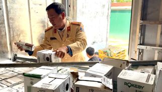 Phát hiện nhiều vụ vận chuyển hàng hóa không đủ hóa đơn, chứng từ trên địa bàn thành phố Huế