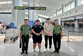 An Giang: Phối hợp trục xuất 02 công dân Trung Quốc nhập cảnh trái phép vào Việt Nam