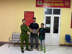 Lai Châu: Công an xã Than Uyên tìm lại tài sản cho du khách sau hơn 2 giờ đồng hồ