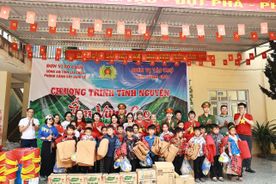 Tuổi trẻ Công an Lai Châu xung kích - Gieo yêu thương nơi biên cương