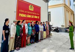Triệt xóa tụ điểm đánh bạc và tổ chức đánh bạc do các “quý bà” tham gia