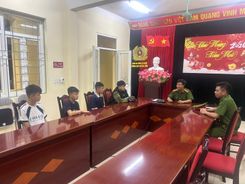 Ngăn chặn kịp thời 4 thiếu niên rơi vào “bẫy” việc nhẹ, lương cao