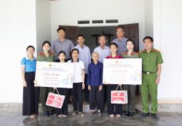Nghệ An: Nhận đỡ đầu 02 học sinh có hoàn cảnh khó khăn học giỏi