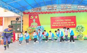Lực lượng Công an tỉnh Ninh Bình tích cực triển khai Tháng hành động vì trẻ em năm 2026