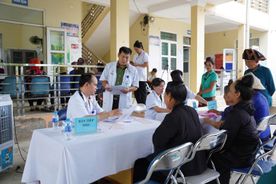 Mang dịch vụ y tế đến tận cơ sở, Bệnh viện 7/5 thực hiện tốt phương châm “gần dân nhất, vì nhân dân nhất”
