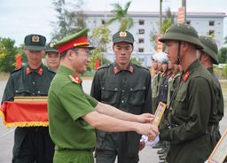 Hoàn thành khóa huấn luyện tại Trung tâm Huấn luyện 3 - Bộ Tư lệnh Cảnh sát cơ động