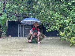 Công an Cao Bằng ứng phó mưa lớn, bảo đảm an toàn, hỗ trợ Nhân dân khắc phục hậu quả thiên tai