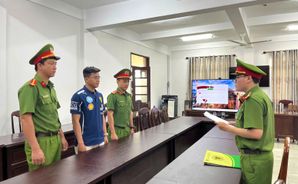 Khởi tố chủ cửa hàng về tội “Xâm phạm quyền sở hữu công nghiệp”