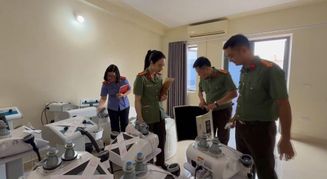 Công an Nghệ An triệt phá đường dây khám, điều trị xương khớp, núp bóng cơ sở spa, lừa đảo gần 300 người, chiếm đoạt hơn 9 tỷ đồng