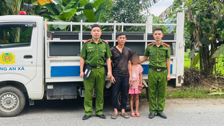 Lào Cai: Công an xã Lương Thịnh kịp thời tìm kiếm, bàn giao an toàn cháu bé đi lạc về với gia đình