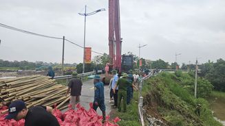 Công an Ninh Bình triển khai đồng bộ công tác ứng phó với mưa lớn kéo dài gây lũ lụt, ngập úng