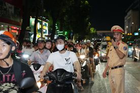 Công an thành phố Huế quyết liệt xử lý vi phạm giao thông trong đợt cao điểm