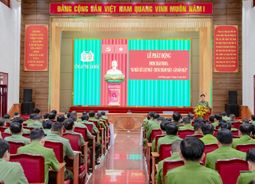 Công an tỉnh Lâm Đồng phát động phong trào thi đua "Ba nhất"