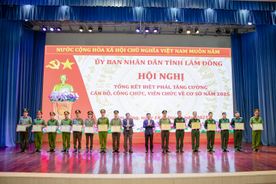 Hiệu quả mô hình “Tôi làm công an xã” và phong trào “Bình dân học vụ số”