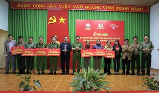 Công an tỉnh Lâm Đồng tổ chức lễ phát động khởi công xây dựng nhà tạm, nhà dột nát